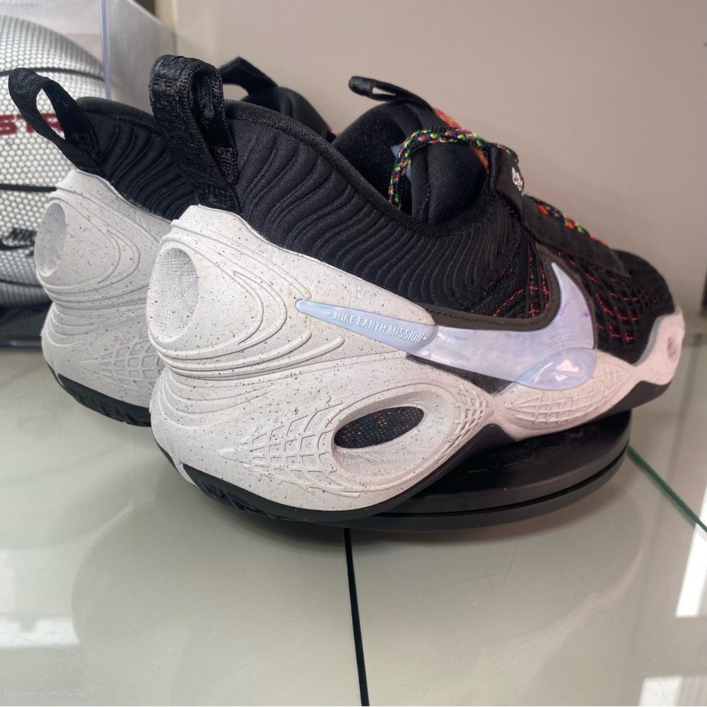 🆕 Nike	Cosmic Unity TB 'Black White' - Mens 12 - Picture 8 of 11